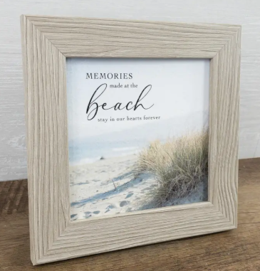 Memories Made At the Beach Stay in Our Hearts Sign Art